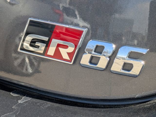 Used 2023 Toyota GR86 Premium image 7