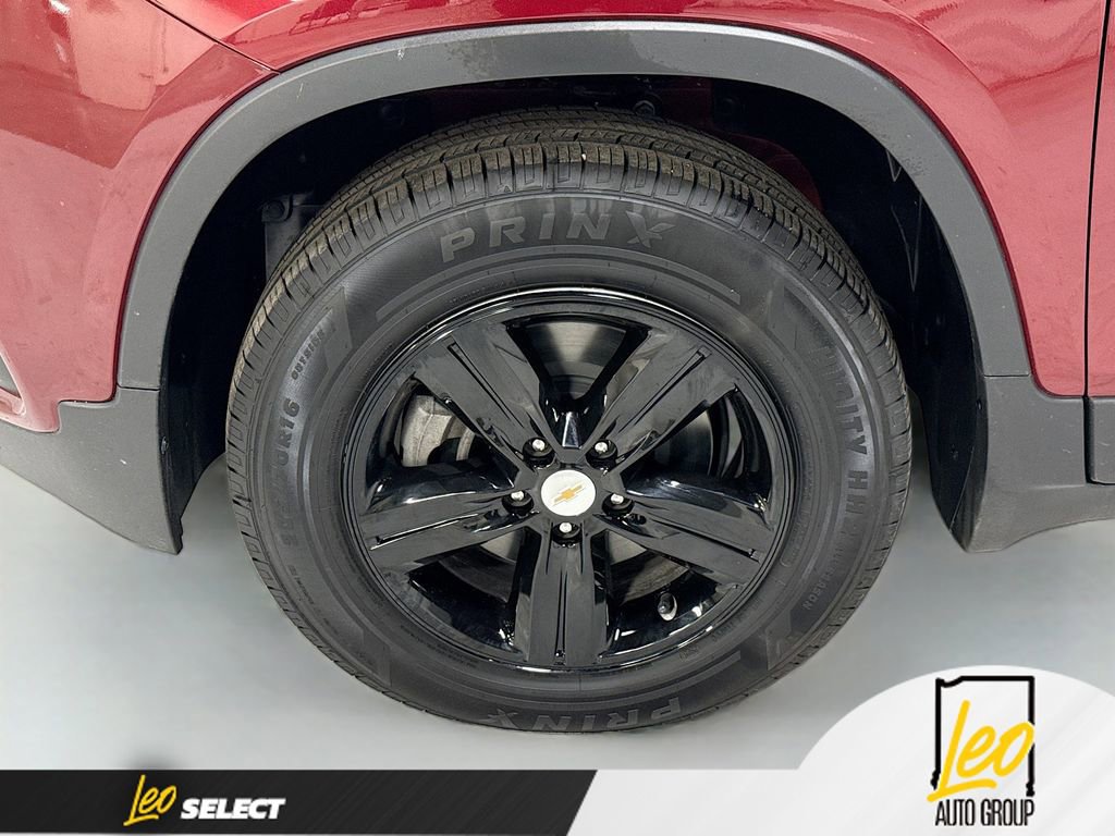 Used 2022 Chevrolet Trax LT w/ LT Convenience Package AWD/4WD image 28