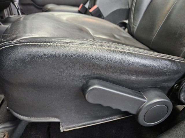 Used 2016 Jeep Wrangler Unlimited Rubicon AWD/4WD image 30
