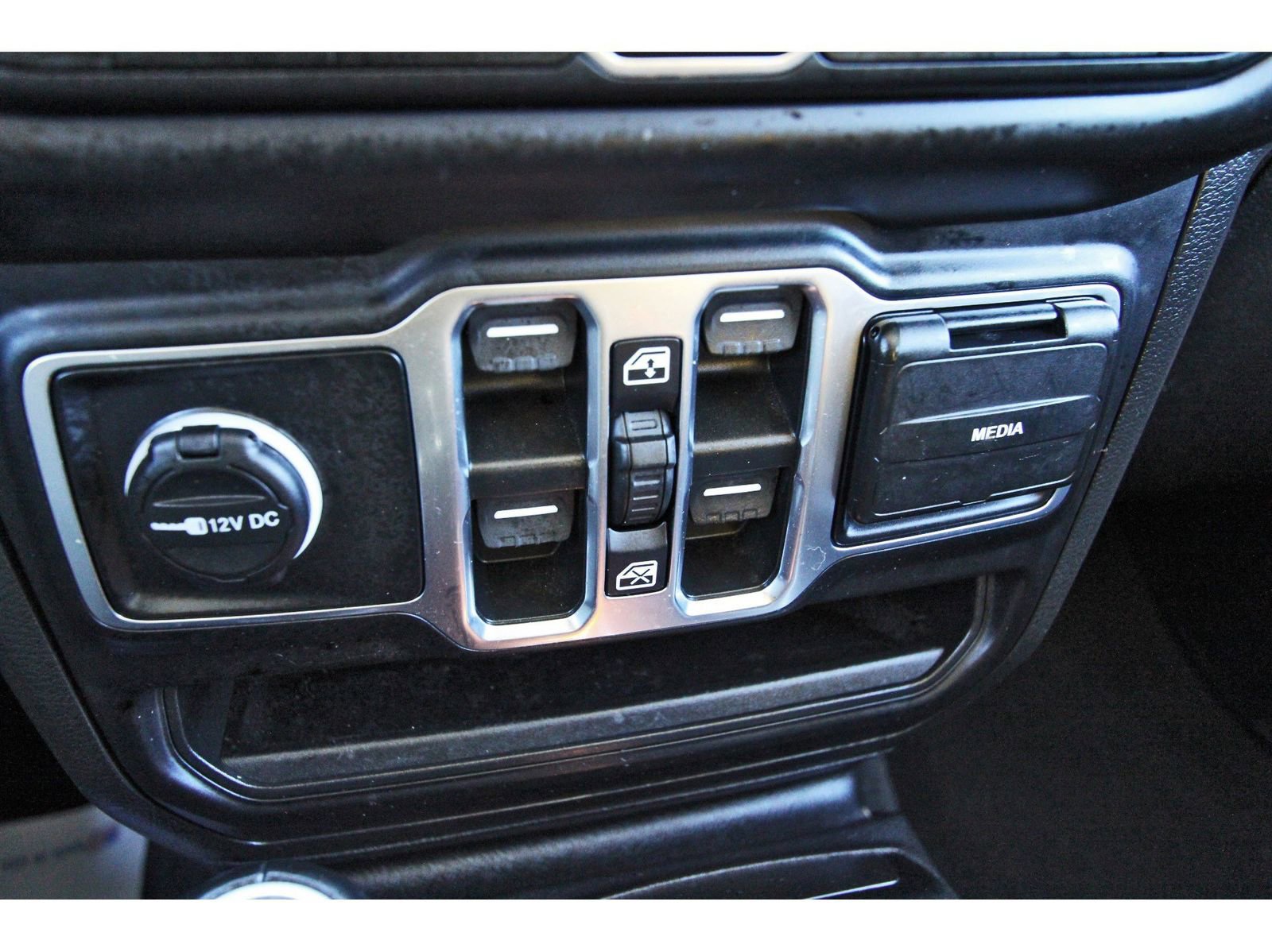 Used 2023 Jeep Wrangler Sahara 4xe w/ Cold Weather Group image 27