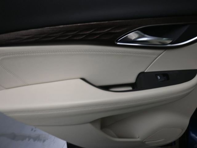 Used 2023 Buick Envision Avenir image 17