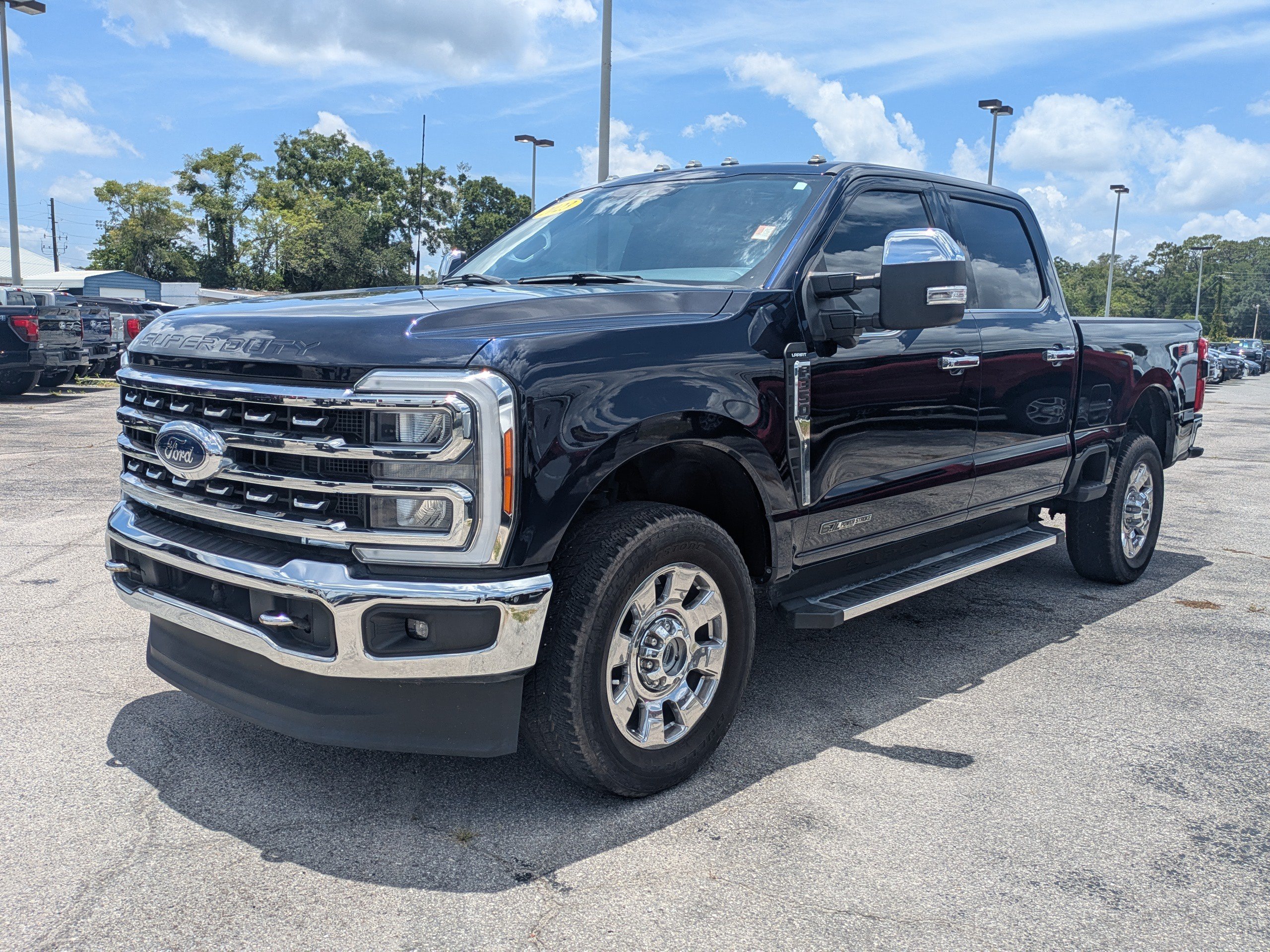Used 2023 Ford F350 Lariat w/ Chrome Package AWD/4WD image 8