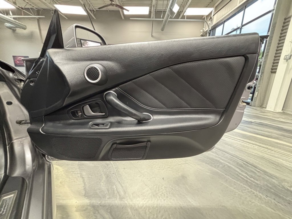 Used 2003 Honda S2000 image 33