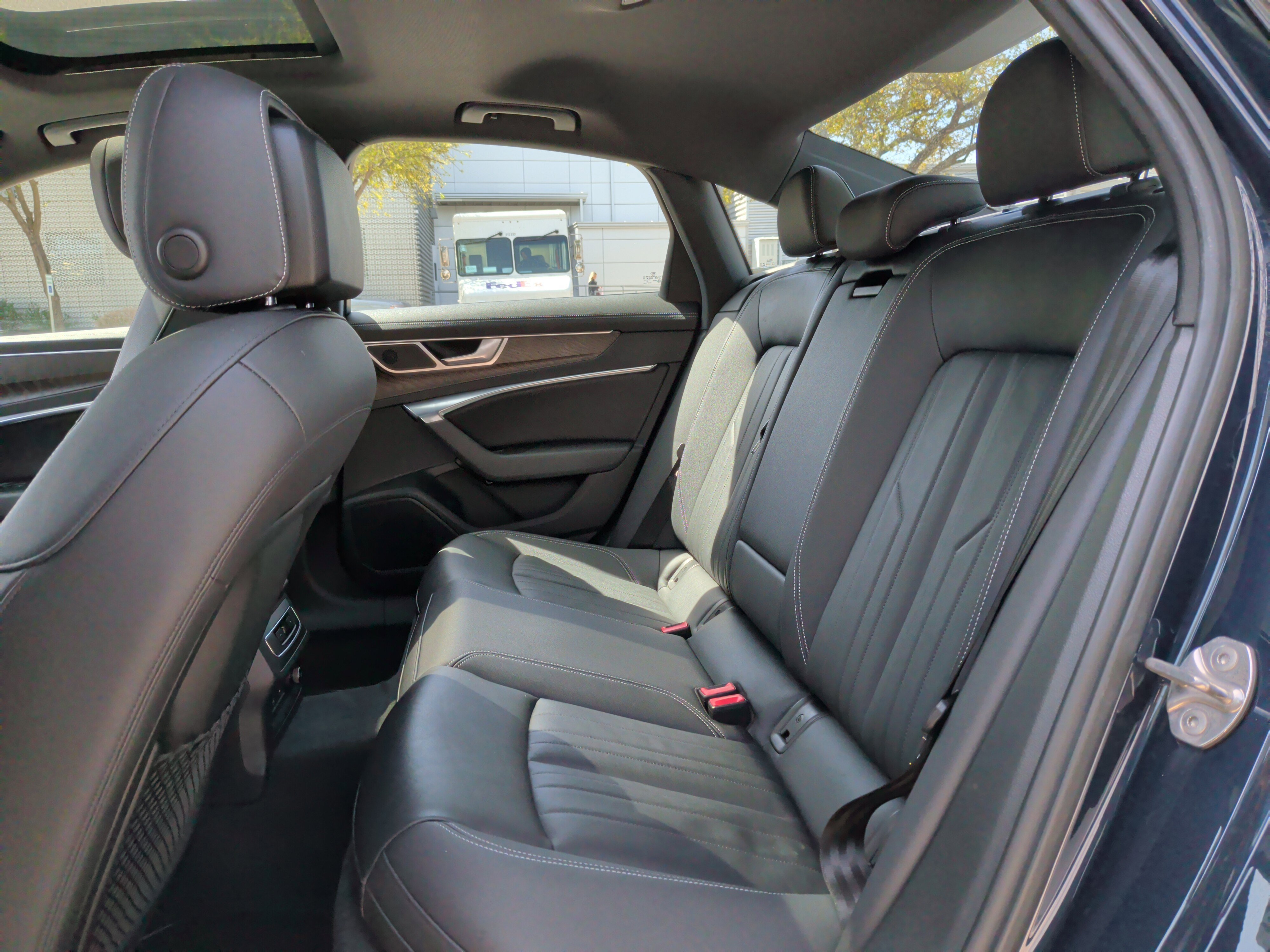 Used 2021 Audi A6 Premium image 30