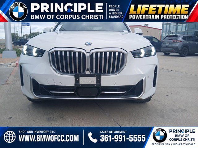 Used 2024 BMW X5 xDrive40i w/ Climate Comfort Package AWD/4WD image 3