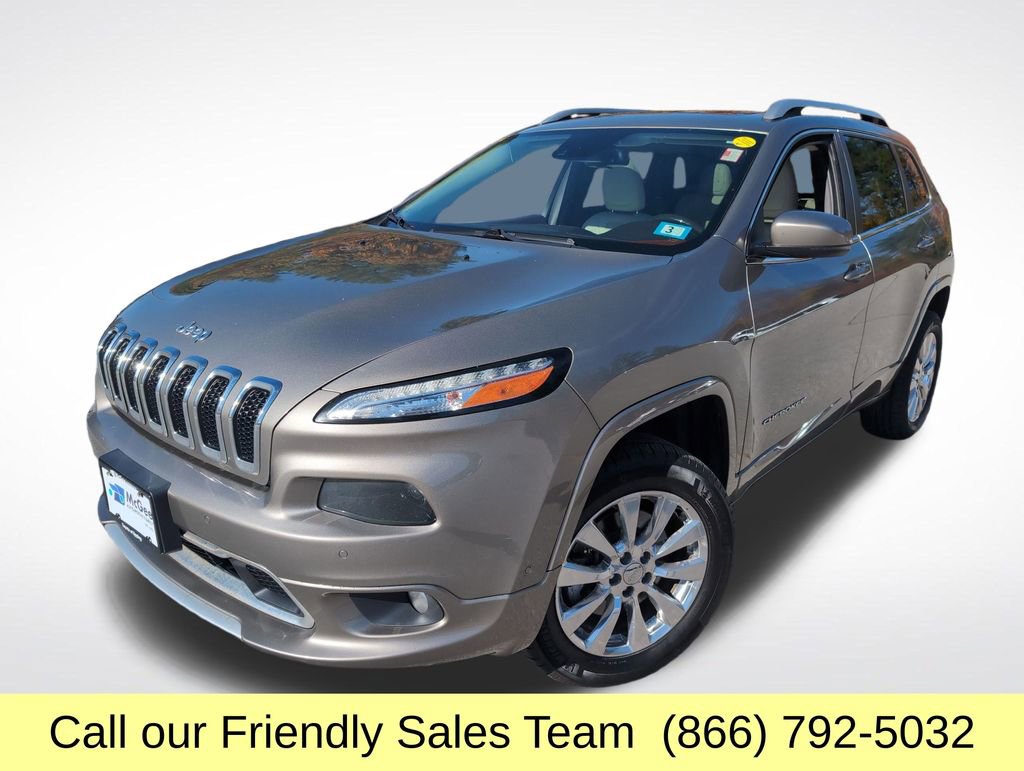 Used 2017 Jeep Cherokee Overland w/ Technology Group