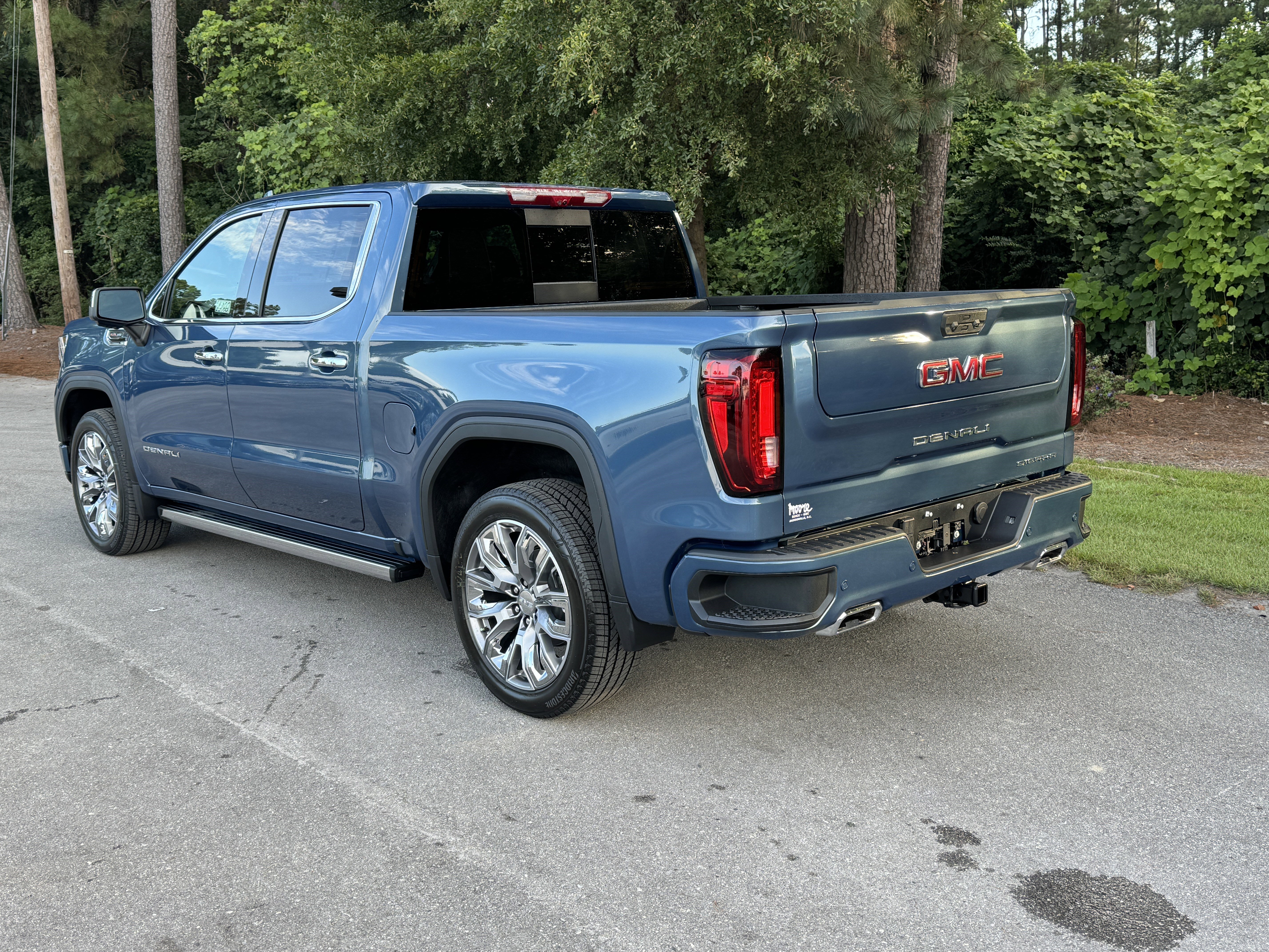New 2026 GMC Sierra 1500 Denali w/ Denali Reserve Package image 15