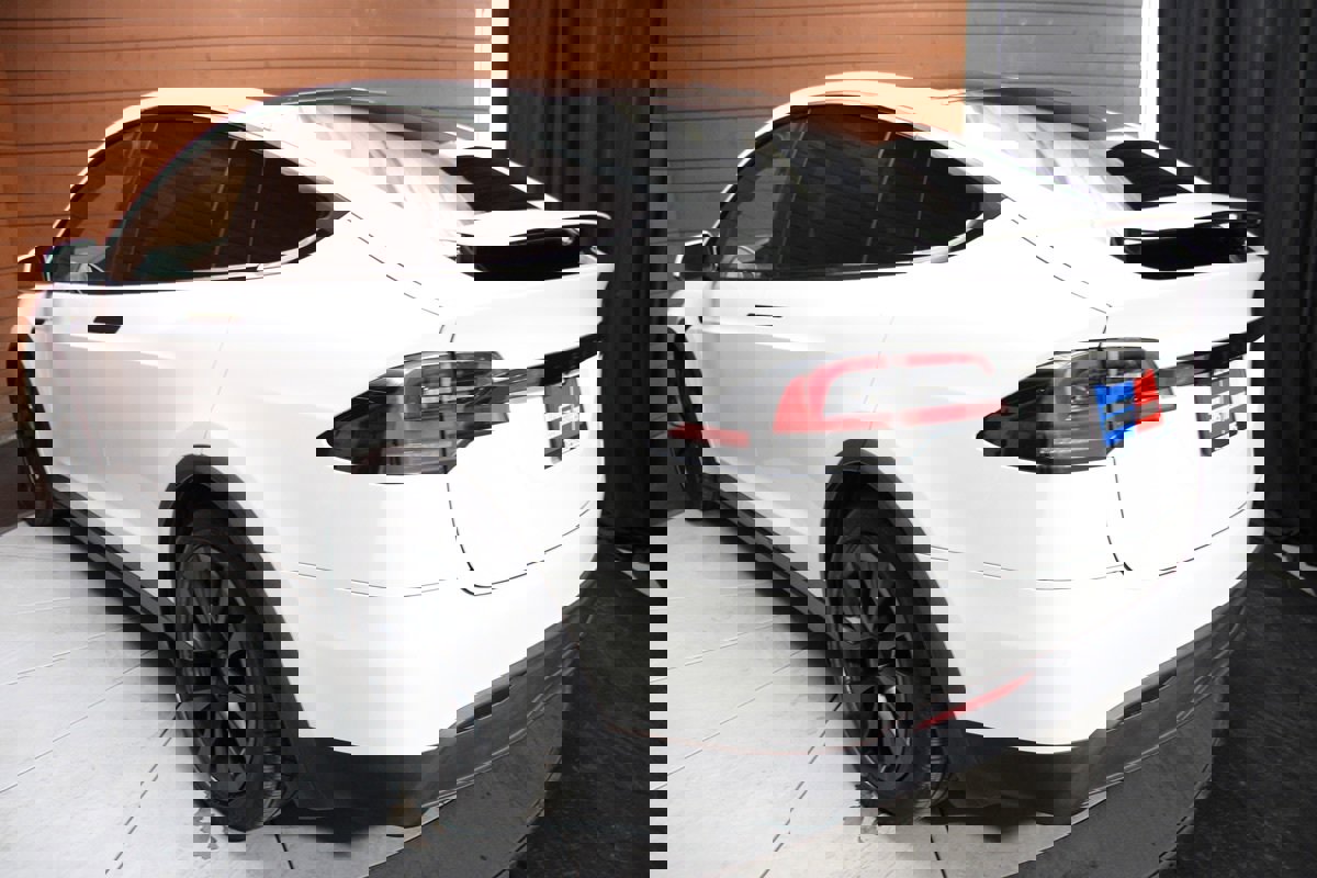 Used 2022 Tesla Model X Plaid image 50