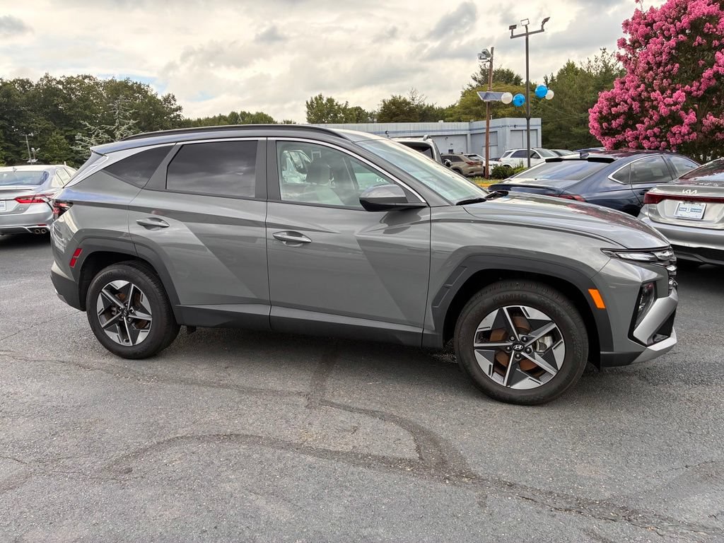 Used 2025 Hyundai Tucson SEL AWD/4WD image 8