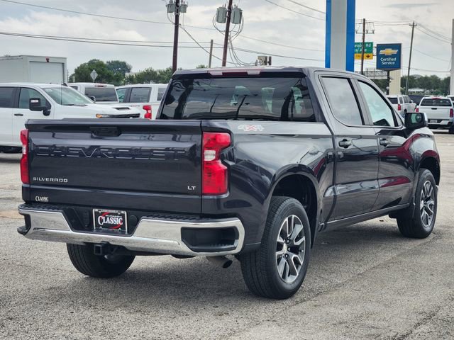 Used 2023 Chevrolet Silverado 1500 LT AWD/4WD image 7
