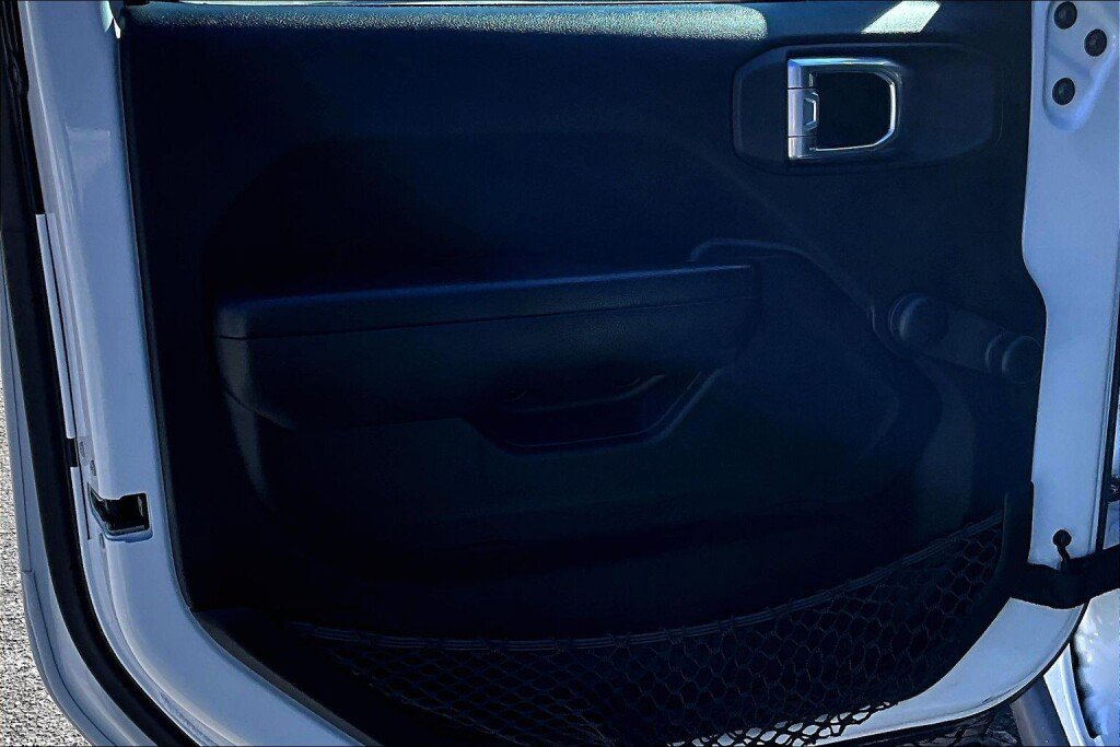 Used 2021 Jeep Wrangler Unlimited Sport image 12