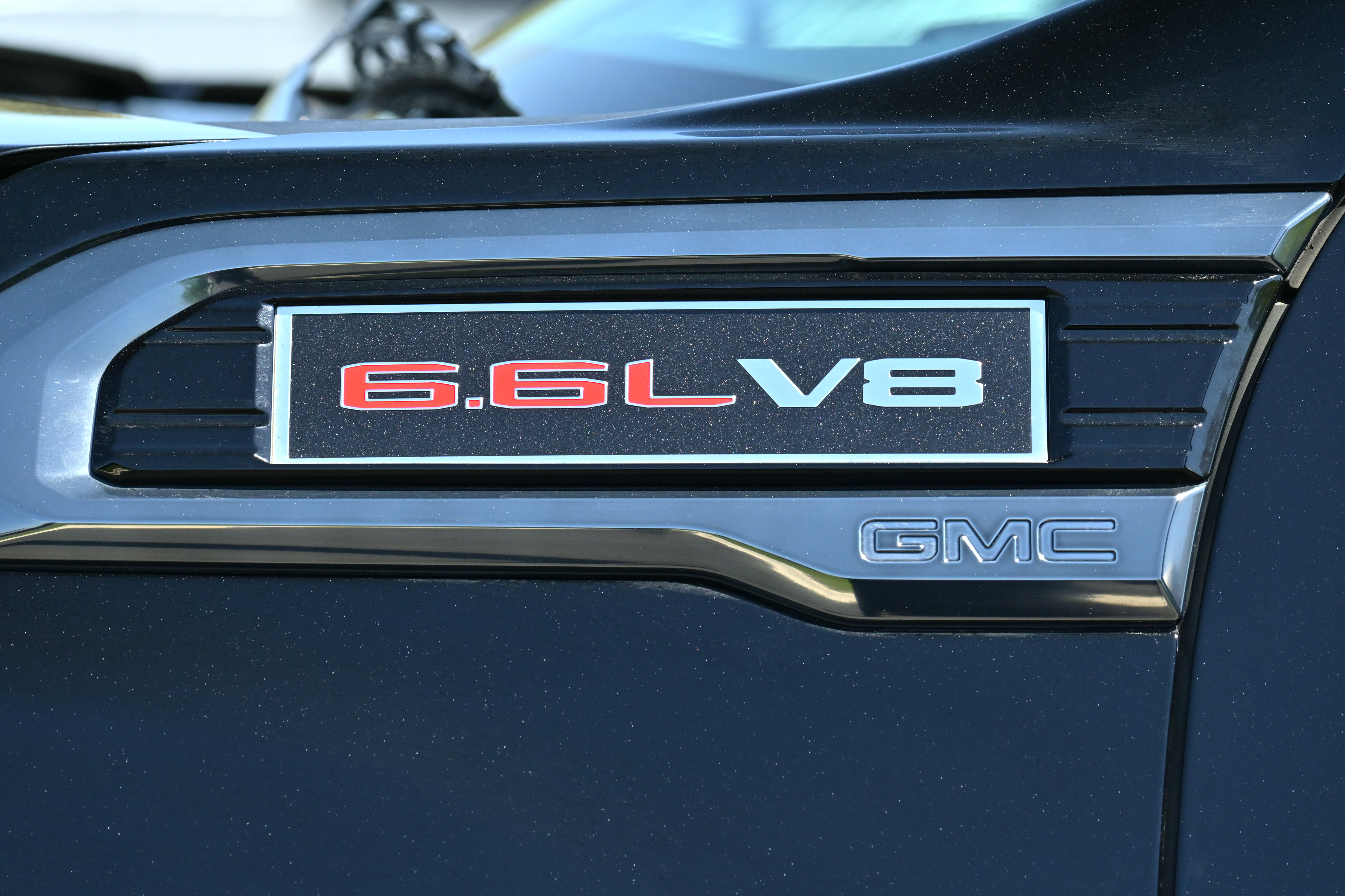 Used 2022 GMC Sierra 2500 AT4 w/ AT4 Preferred Package image 40