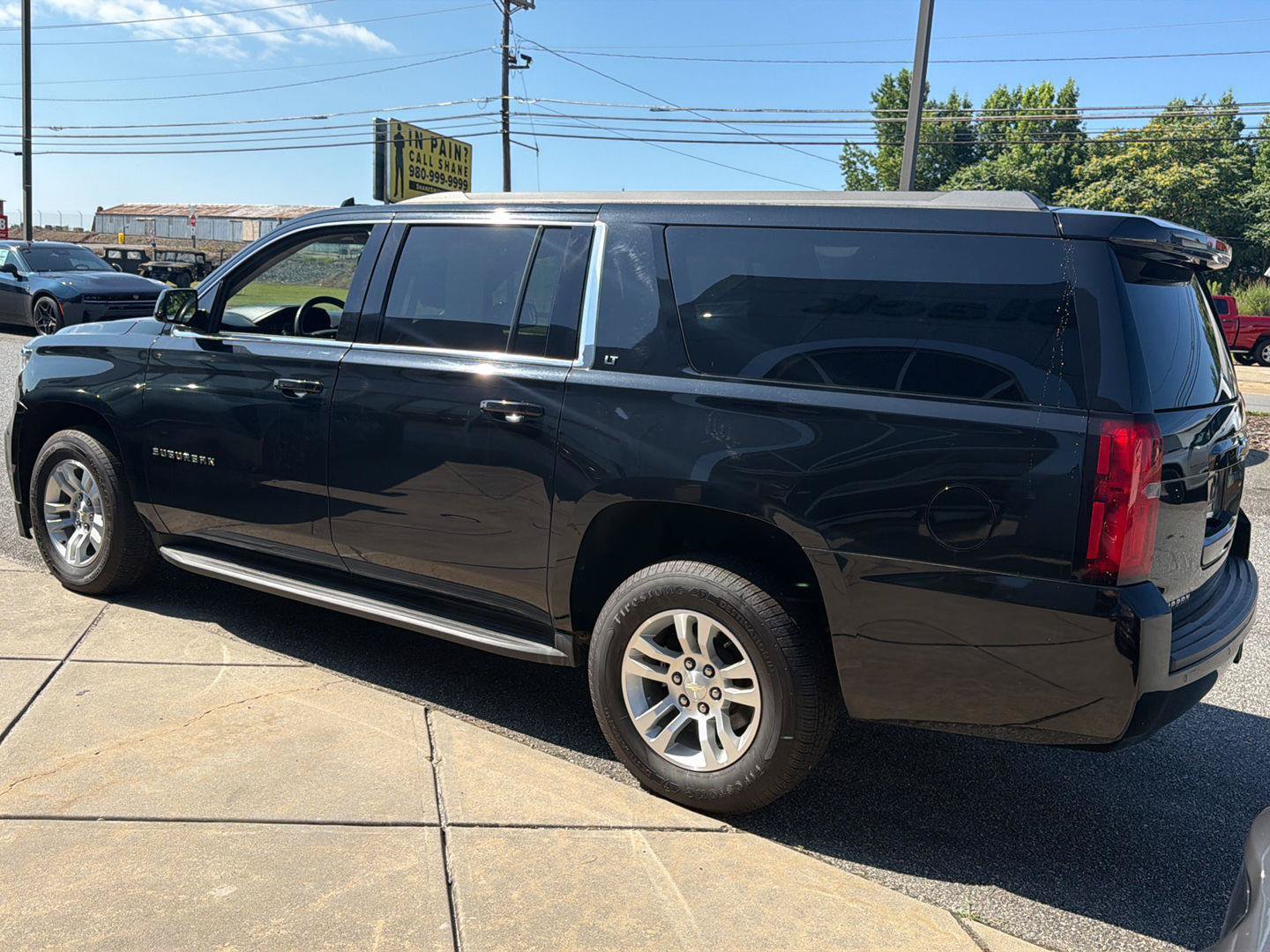 Used 2019 Chevrolet Suburban LT AWD/4WD image 13
