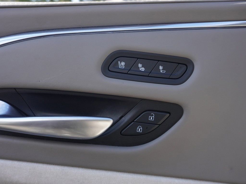 Used 2023 Cadillac Escalade ESV Premium Luxury Platinum w/ Heavy-Duty Trailer Package image 46