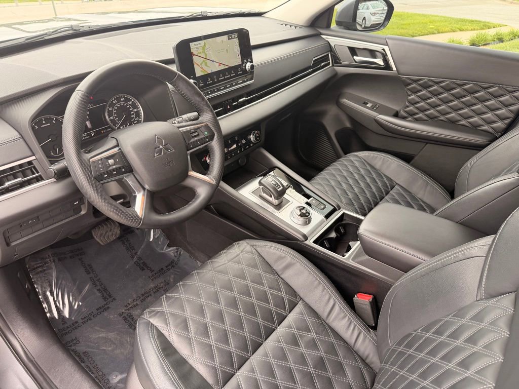 Used 2022 Mitsubishi Outlander SEL AWD/4WD image 26