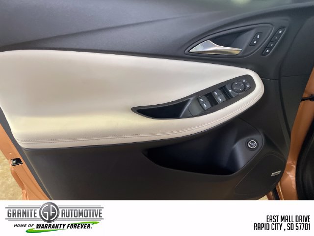 Used 2026 Buick Encore GX Avenir w/ Avenir Convenience Package FWD image 11