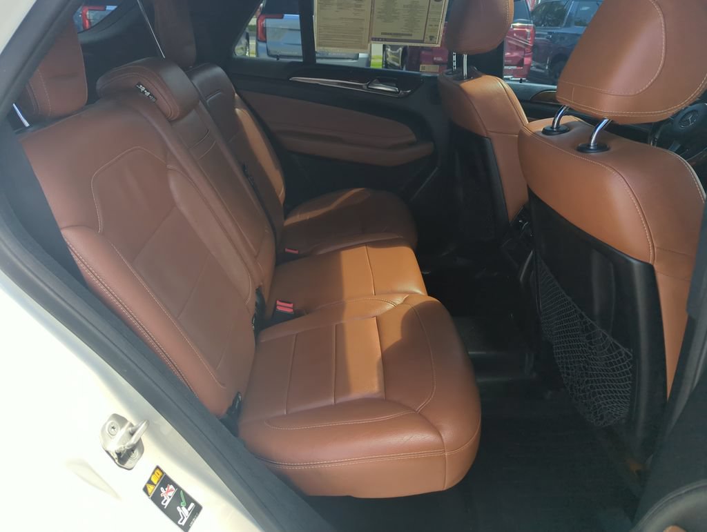 Used 2016 Mercedes-Benz GLE 400 4MATIC image 33
