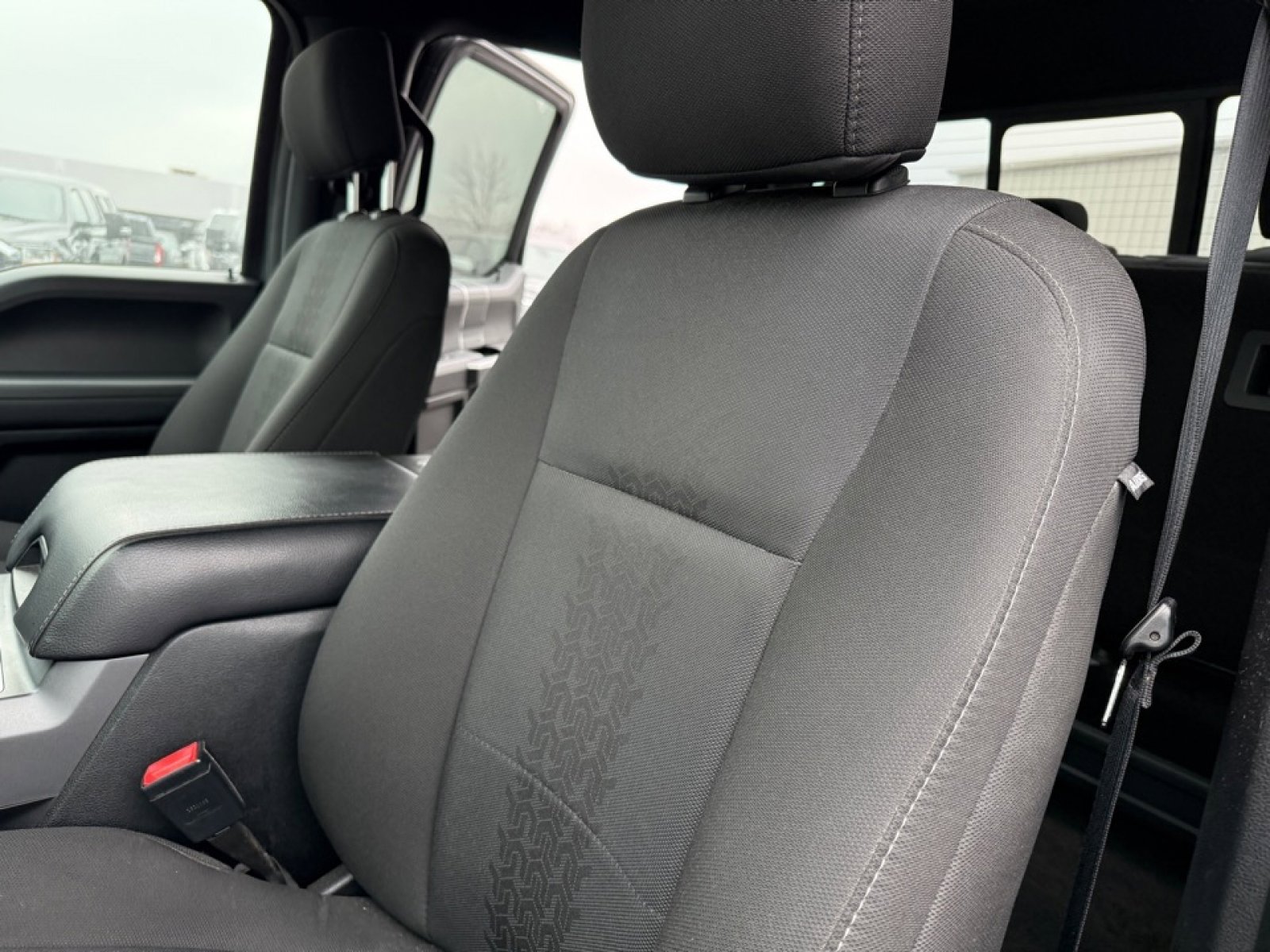 Used 2018 Ford F150 XLT w/ Equipment Group 302A Luxury image 16