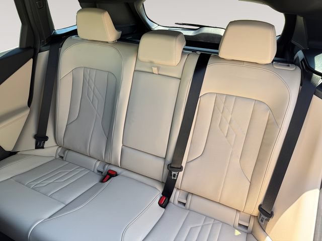 New 2026 BMW X3 xDrive30i w/ Premium Package AWD/4WD image 13