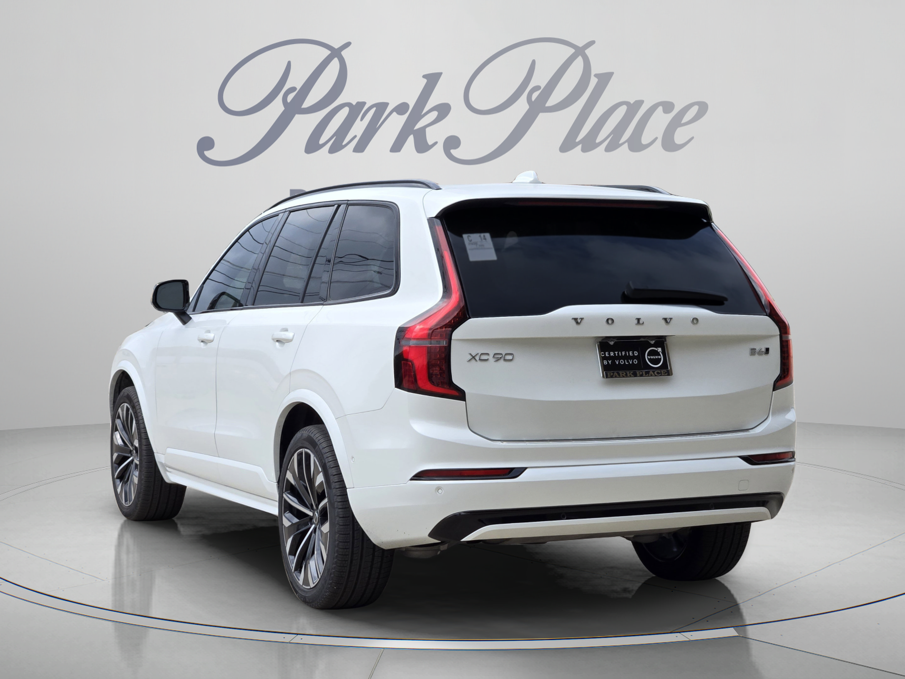 Used 2026 Volvo XC90 B6 Ultra w/ Protection Package Premier AWD/4WD image 8