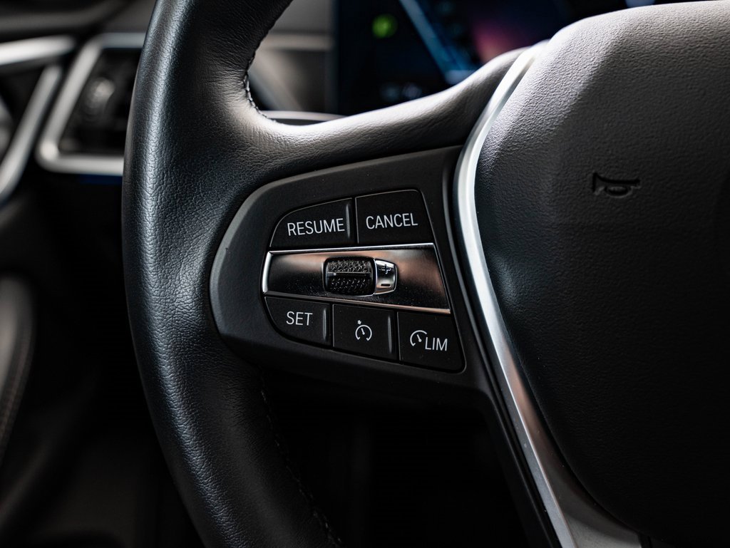 Used 2023 BMW i4 eDrive40 w/ Premium Package image 28