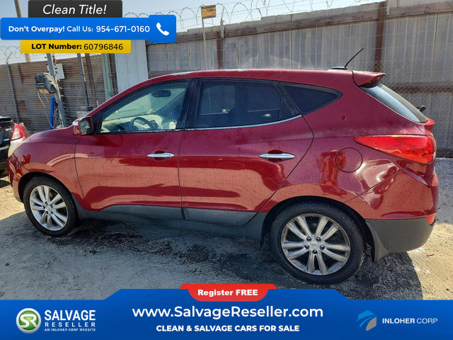Used 2012 Hyundai Tucson FWD image 3