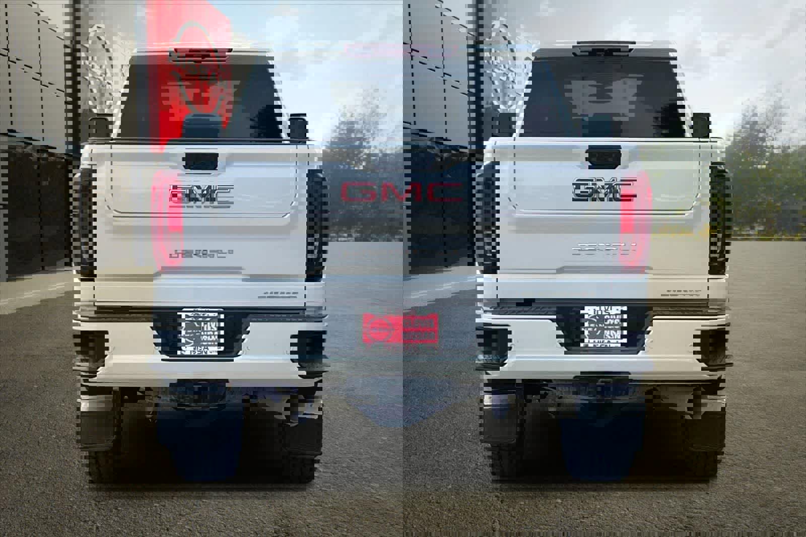 Used 2021 GMC Sierra 2500 Denali image 8