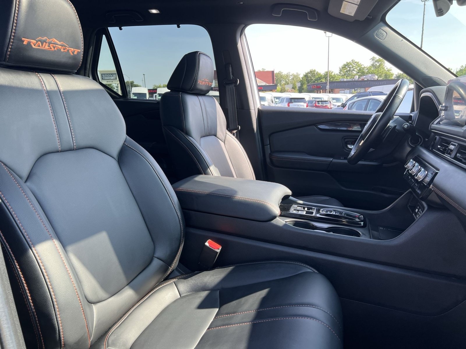 Used 2024 Honda Pilot TrailSport image 25