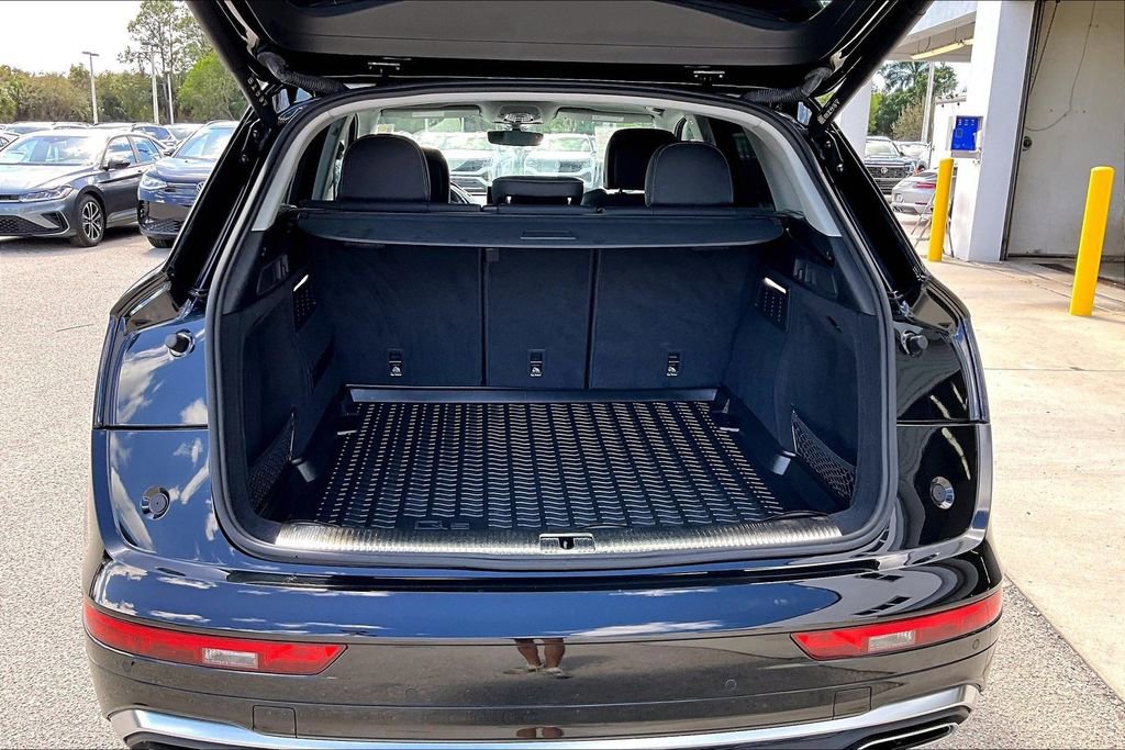 Certified 2022 Audi Q5 2.0T Prestige w/ Prestige Package AWD/4WD image 15