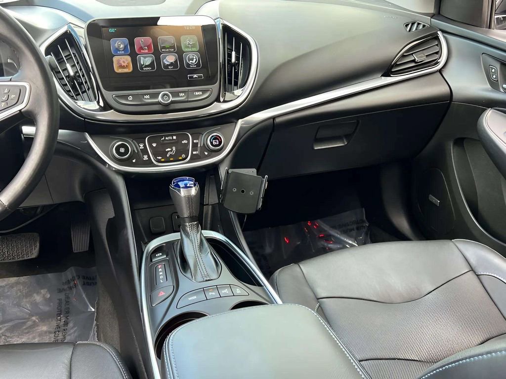 Used 2017 Chevrolet Volt Premier w/ Driver Confidence II Package FWD image 29