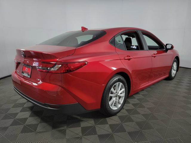 Used 2026 Toyota Camry LE image 8