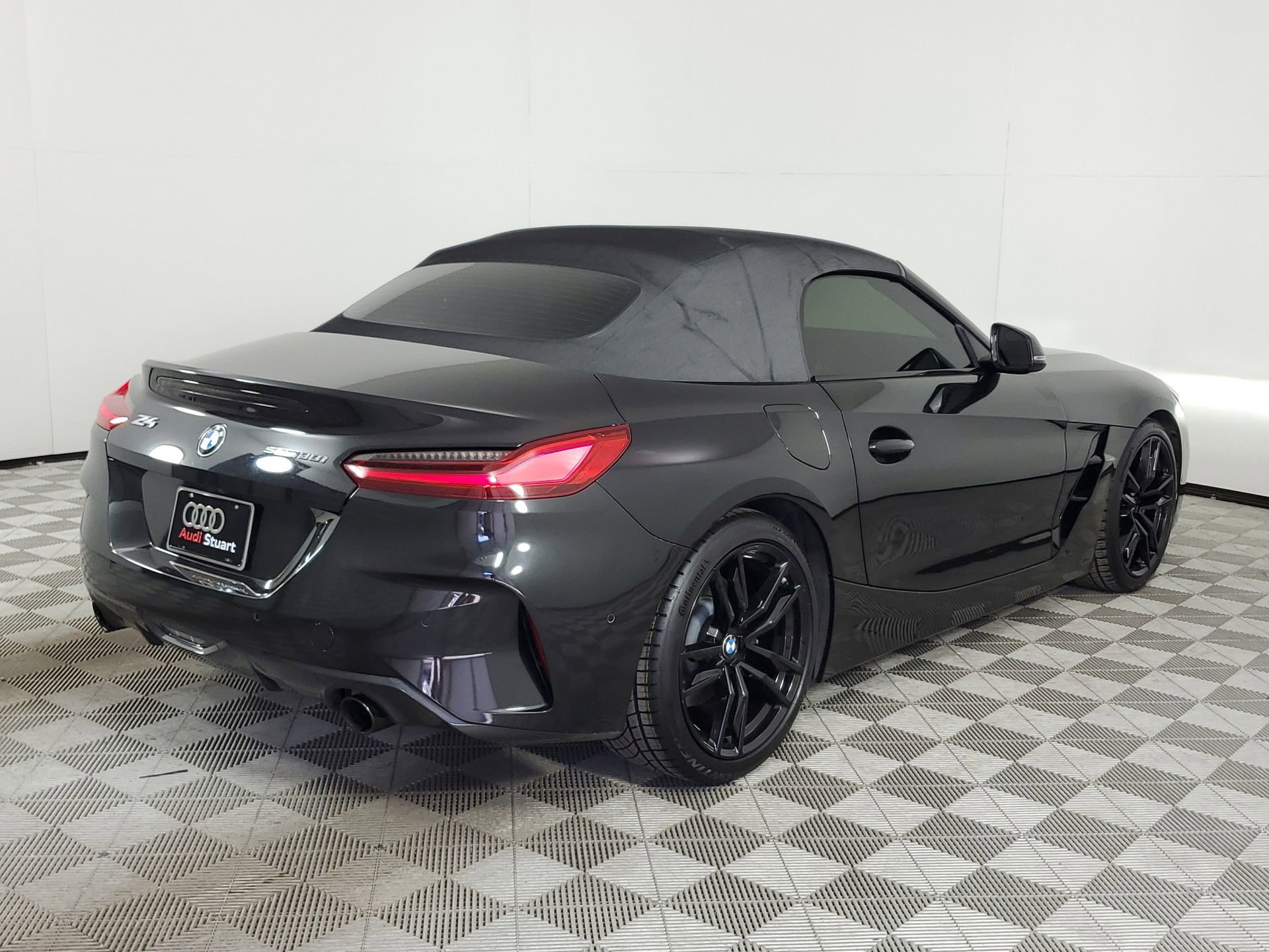 Used 2019 BMW Z4 sDrive30i w/ M Sport Package image 30