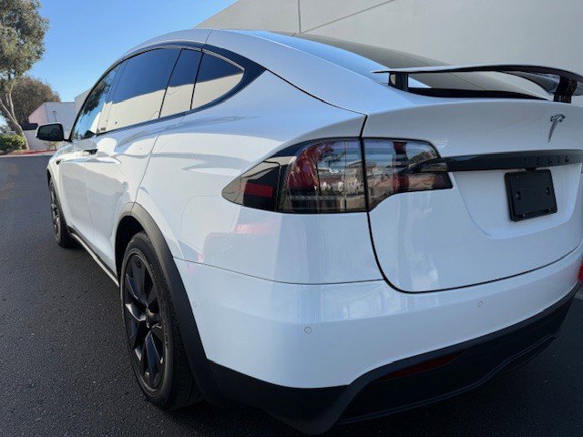 Used 2022 Tesla Model X image 10