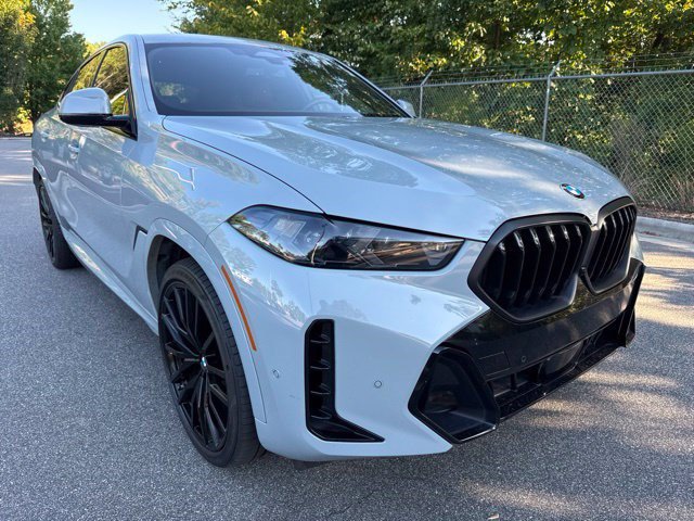 Certified 2024 BMW X6 xDrive40i w/ M Sport Professional Package AWD/4WD image 3