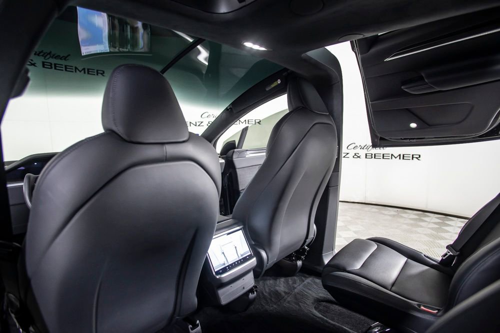 Used 2024 Tesla Model X Plaid image 34
