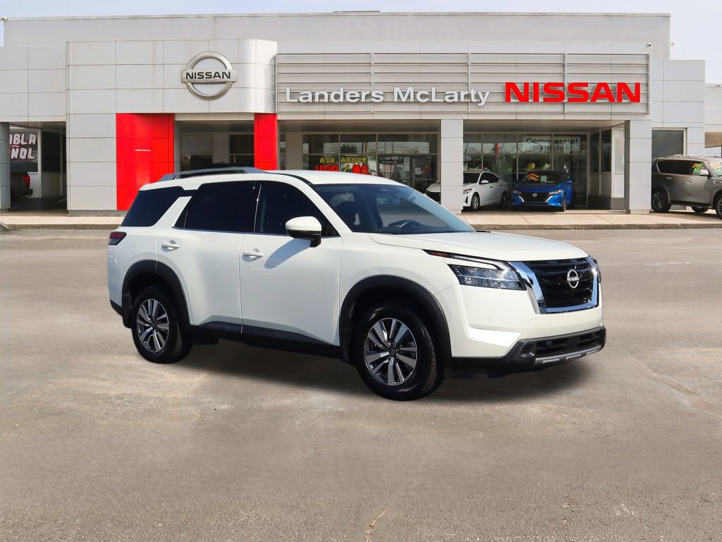 Used 2023 Nissan Pathfinder SL