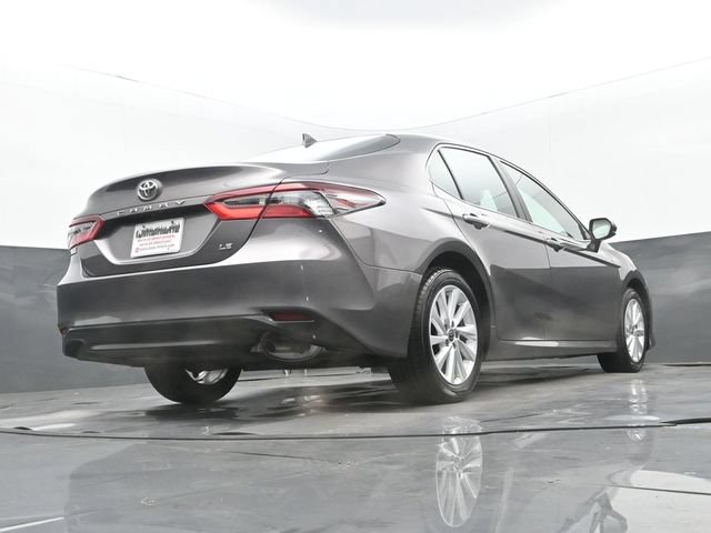 Used 2023 Toyota Camry LE FWD image 27