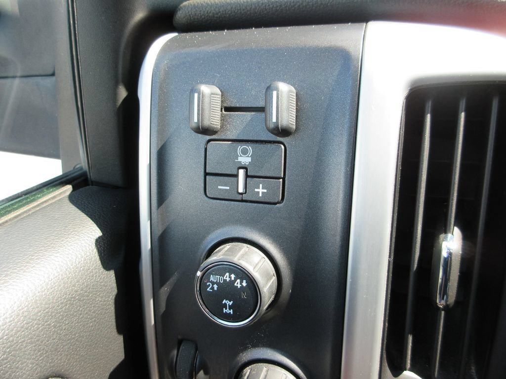 Used 2018 GMC Sierra 1500 SLT AWD/4WD image 22