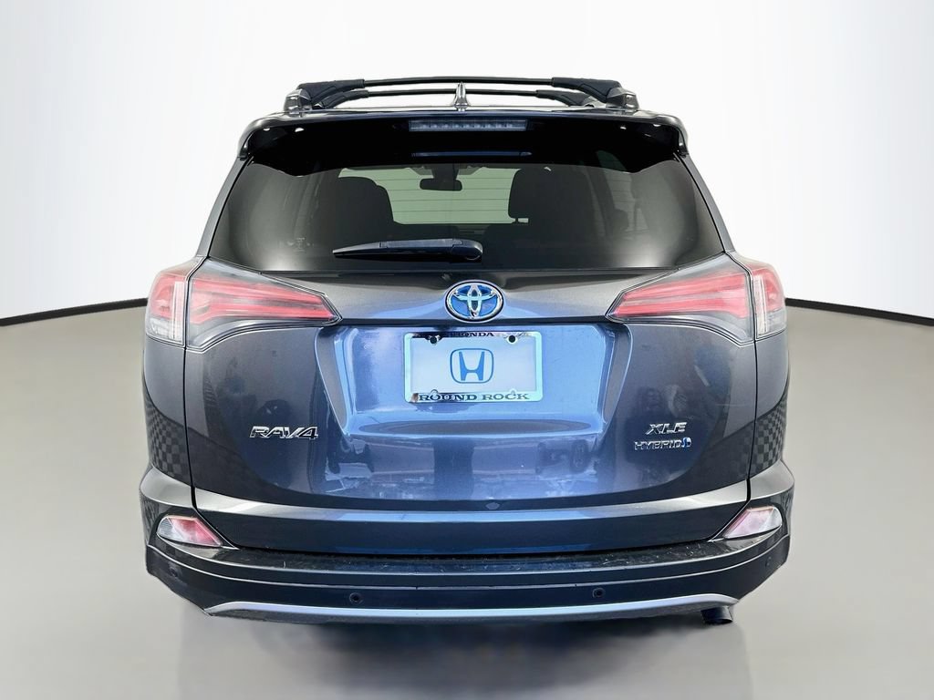Used 2017 Toyota RAV4 XLE w/ Convenience Package AWD/4WD image 6