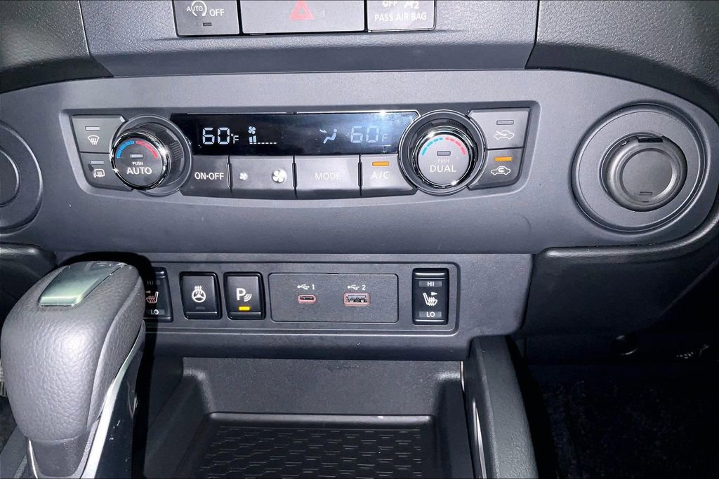 Used 2024 Nissan Frontier SL w/ Technology Package image 33