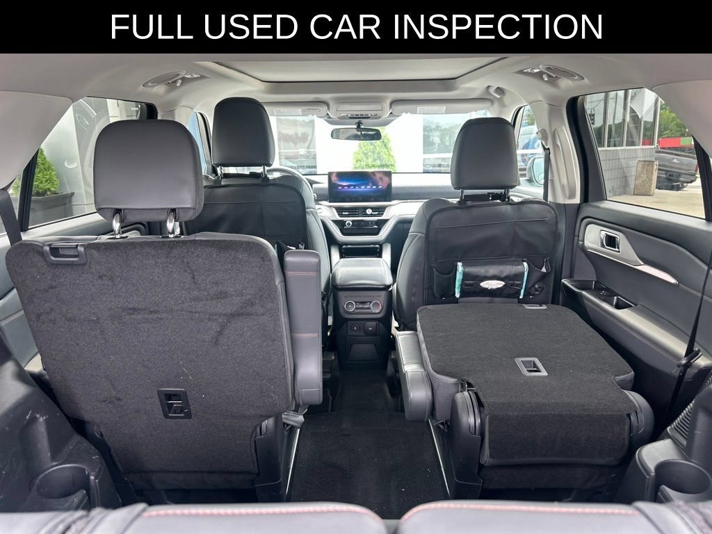Used 2025 Ford Explorer Active w/ Active Comfort Package AWD/4WD image 6