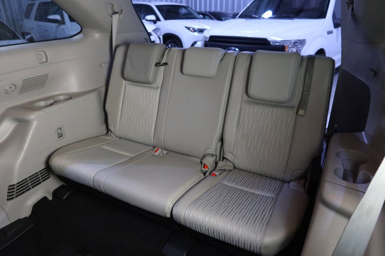 Used 2014 Toyota Highlander Plus AWD/4WD image 17