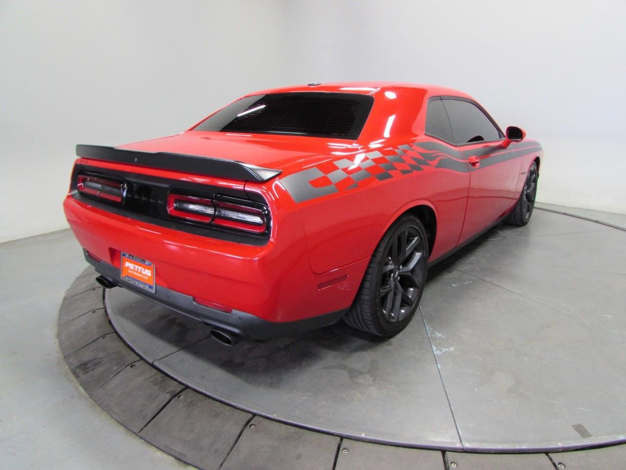 Used 2022 Dodge Challenger R/T w/ Blacktop Package image 7