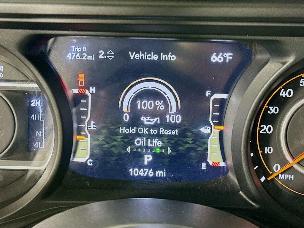 Used 2024 Jeep Gladiator Willys image 12