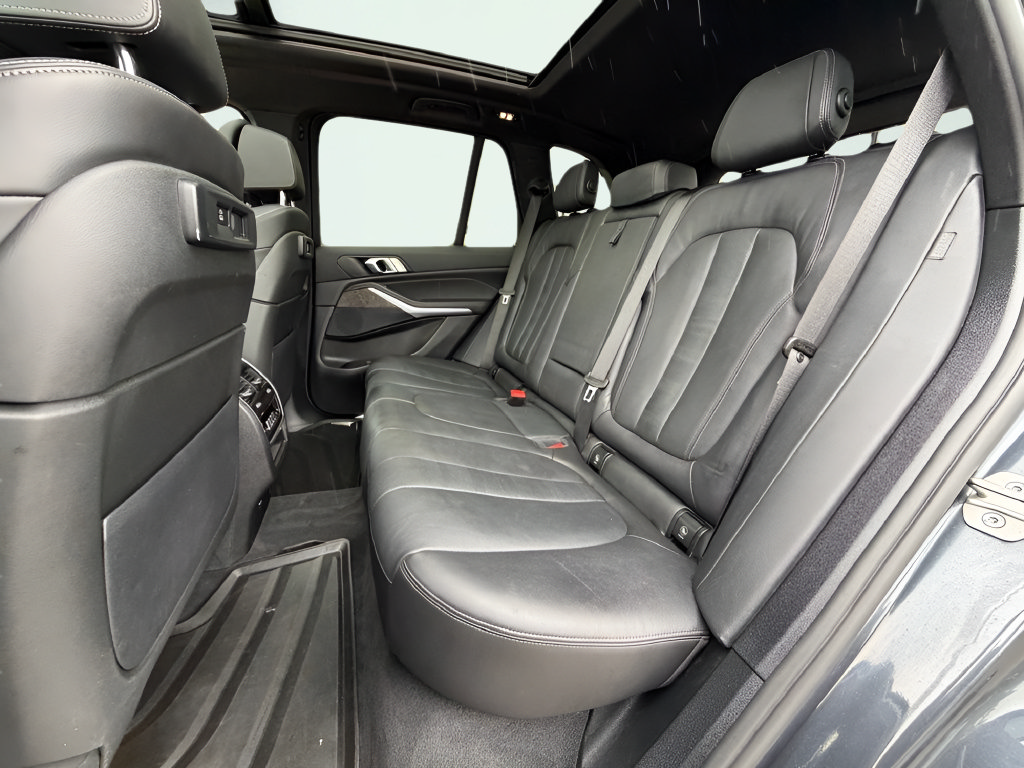 Used 2021 BMW X5 xDrive45e AWD/4WD image 29