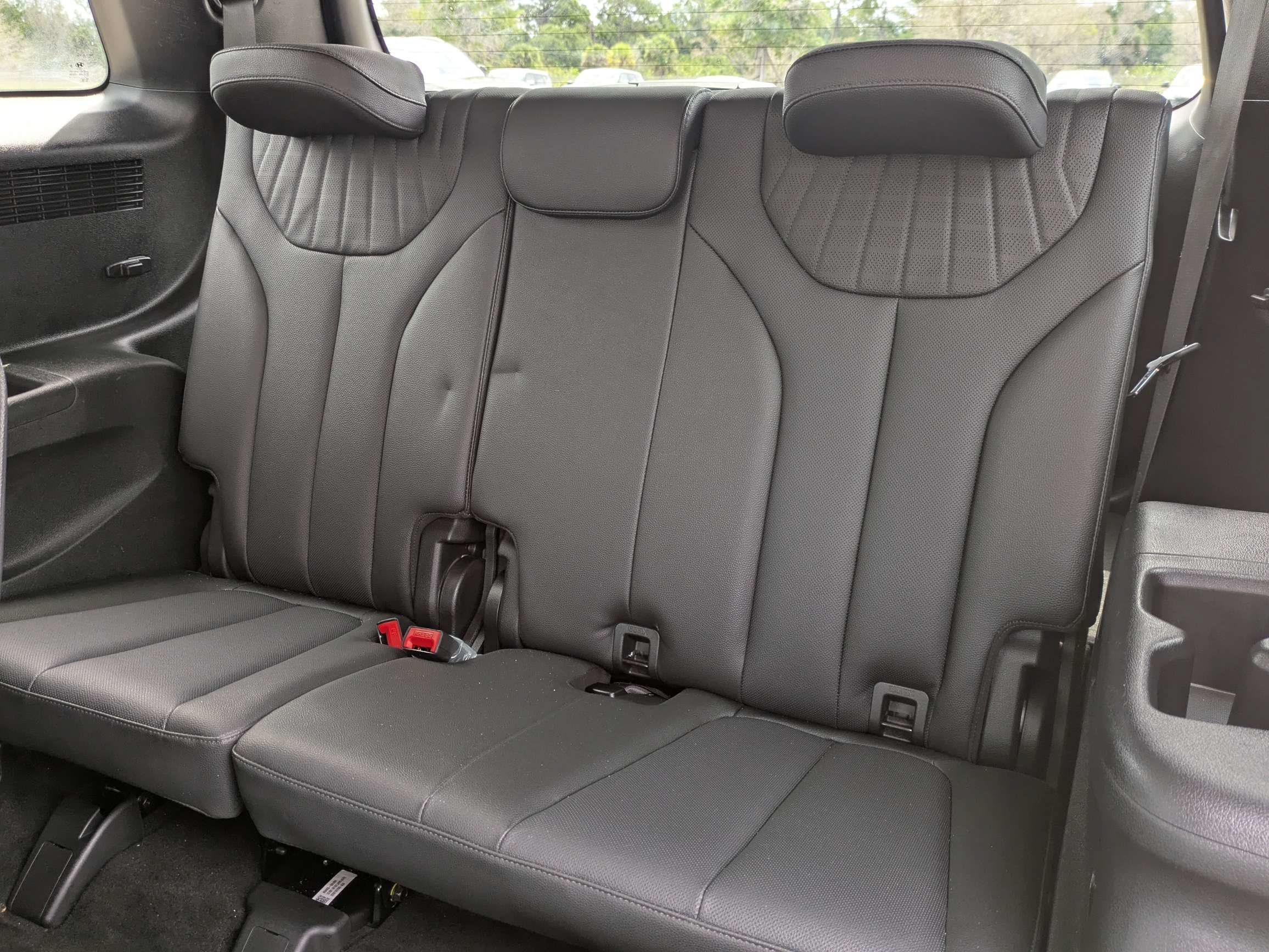 Used 2023 Hyundai Palisade Limited FWD image 18
