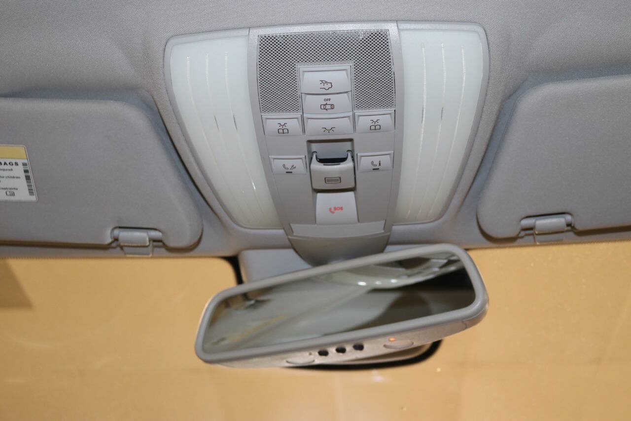 Used 2015 Mercedes-Benz E 350 Sedan image 94