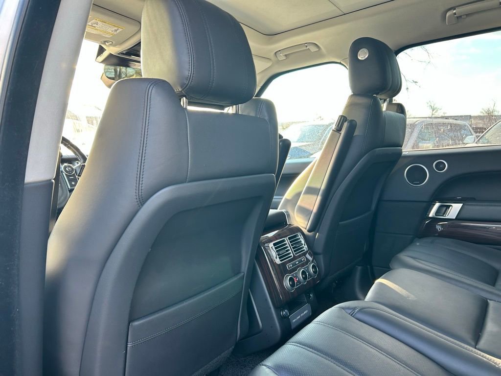 Used 2017 Land Rover Range Rover HSE AWD/4WD image 18