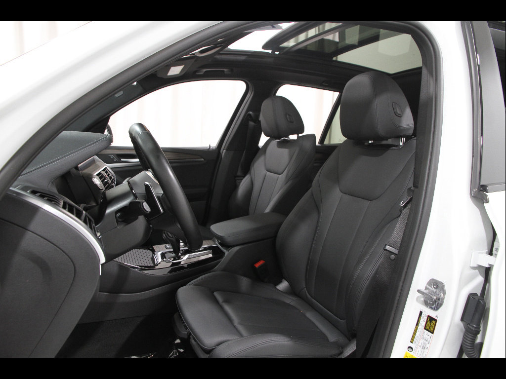 Used 2020 BMW X3 xDrive30i w/ M Sport Package 2 image 5