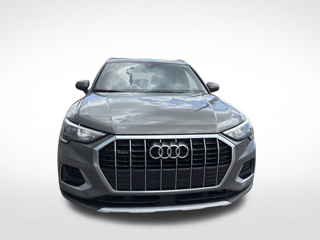Used 2021 Audi Q3 2.0T Premium w/ Convenience Package AWD/4WD image 3